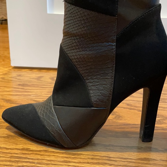 Y Not Boots - Picture 5 of 6